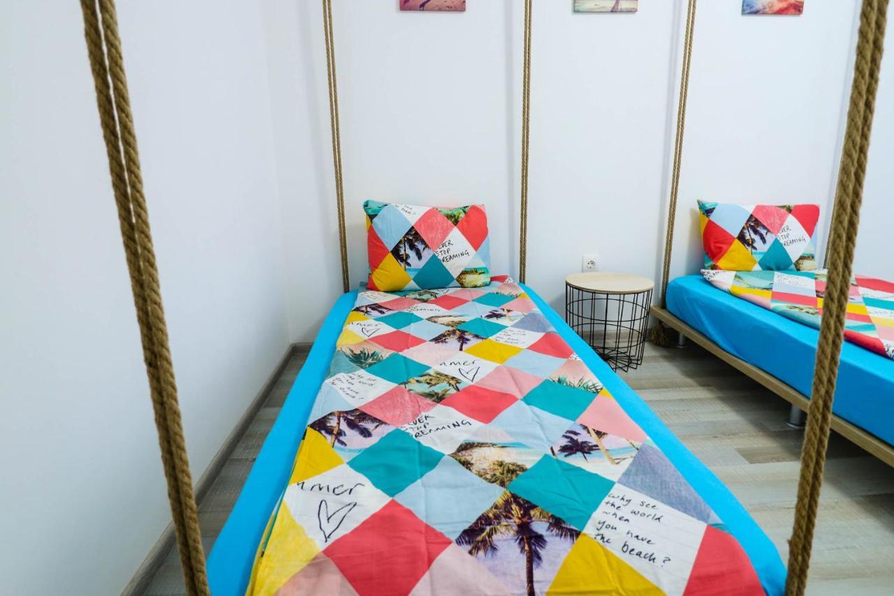 Happy Family Apartment Brasov Bagian luar foto