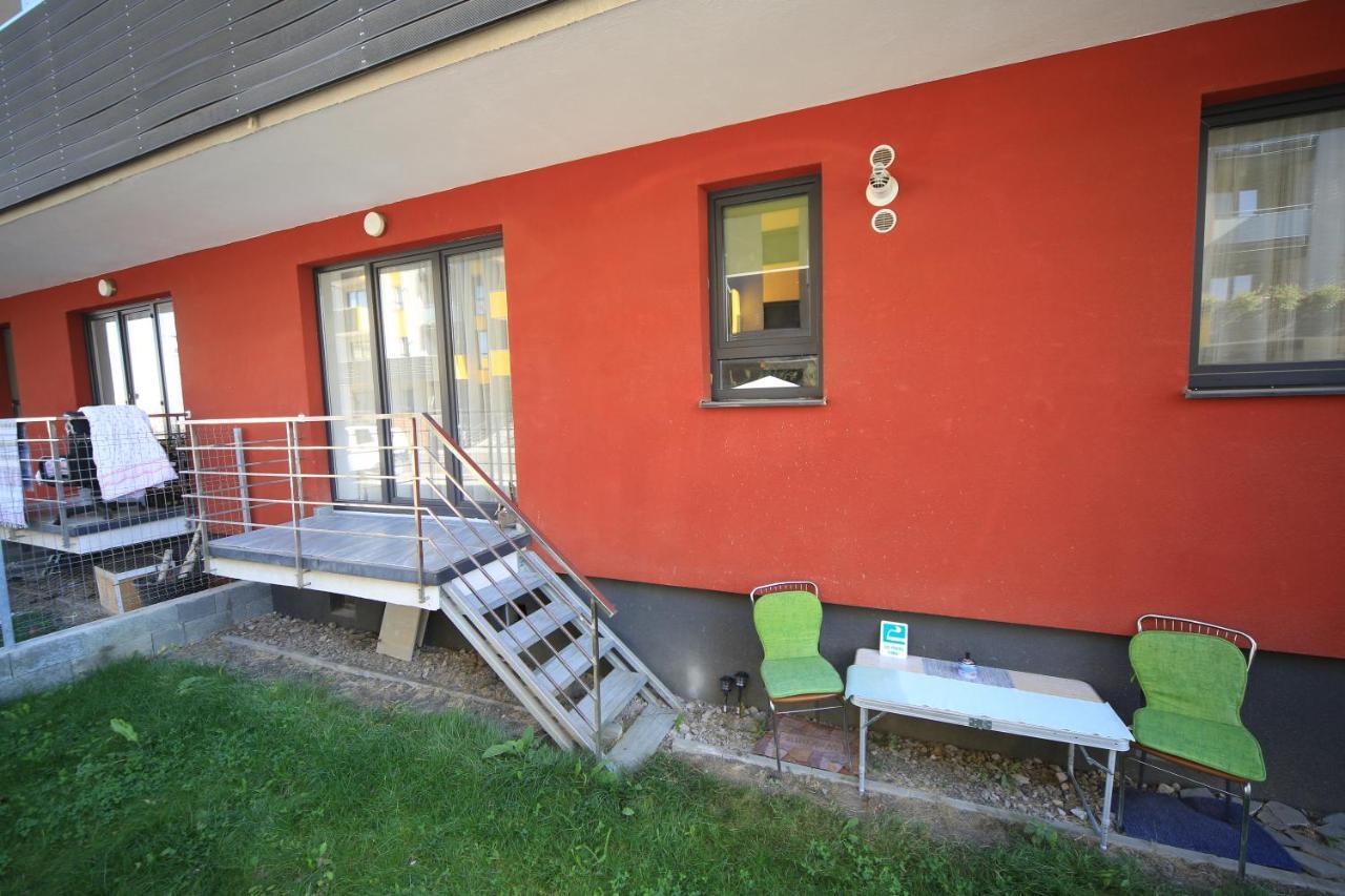 Happy Family Apartment Brasov Bagian luar foto