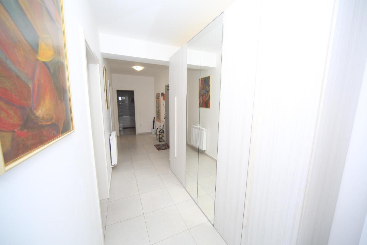 Happy Family Apartment Brasov Bagian luar foto